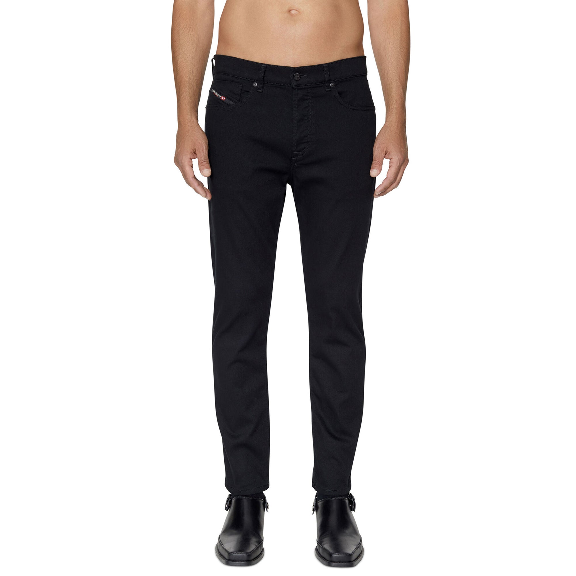 Front view of Diesel D-Fining 069YP Tapered Fit Jeans in Black