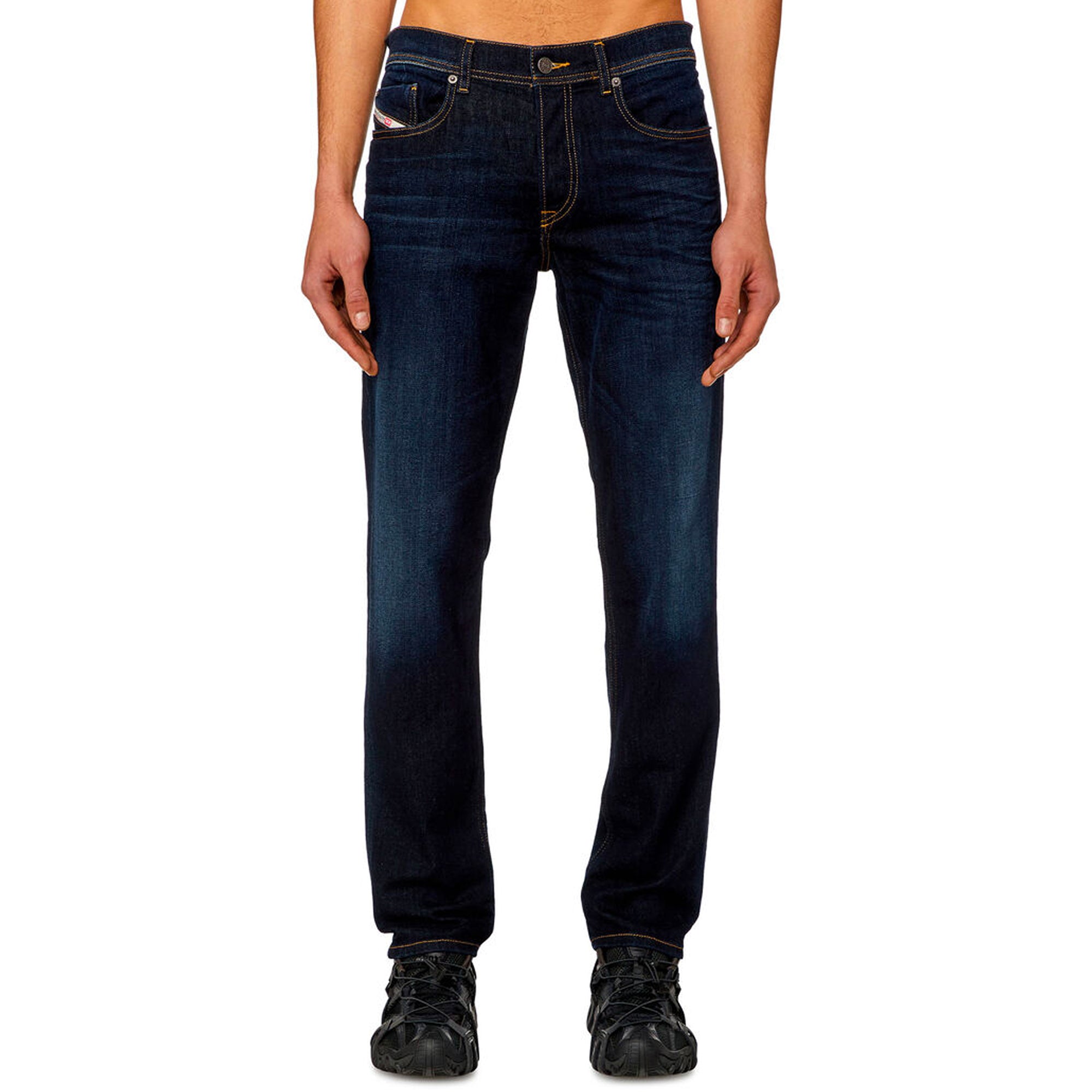 Front view of Diesel D-Finitive 009ZS Tapered Fit Jean in Dark Blue